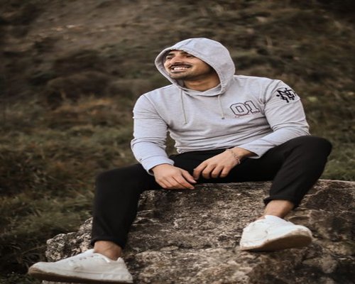 Australian Weekend Hoodie in grey
